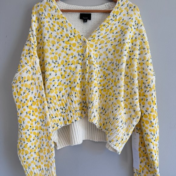 VICI Women's NWT NEW! Fresh as a Daisy Button Front Knit Cardigan Yellow… - Picture 10 of 14